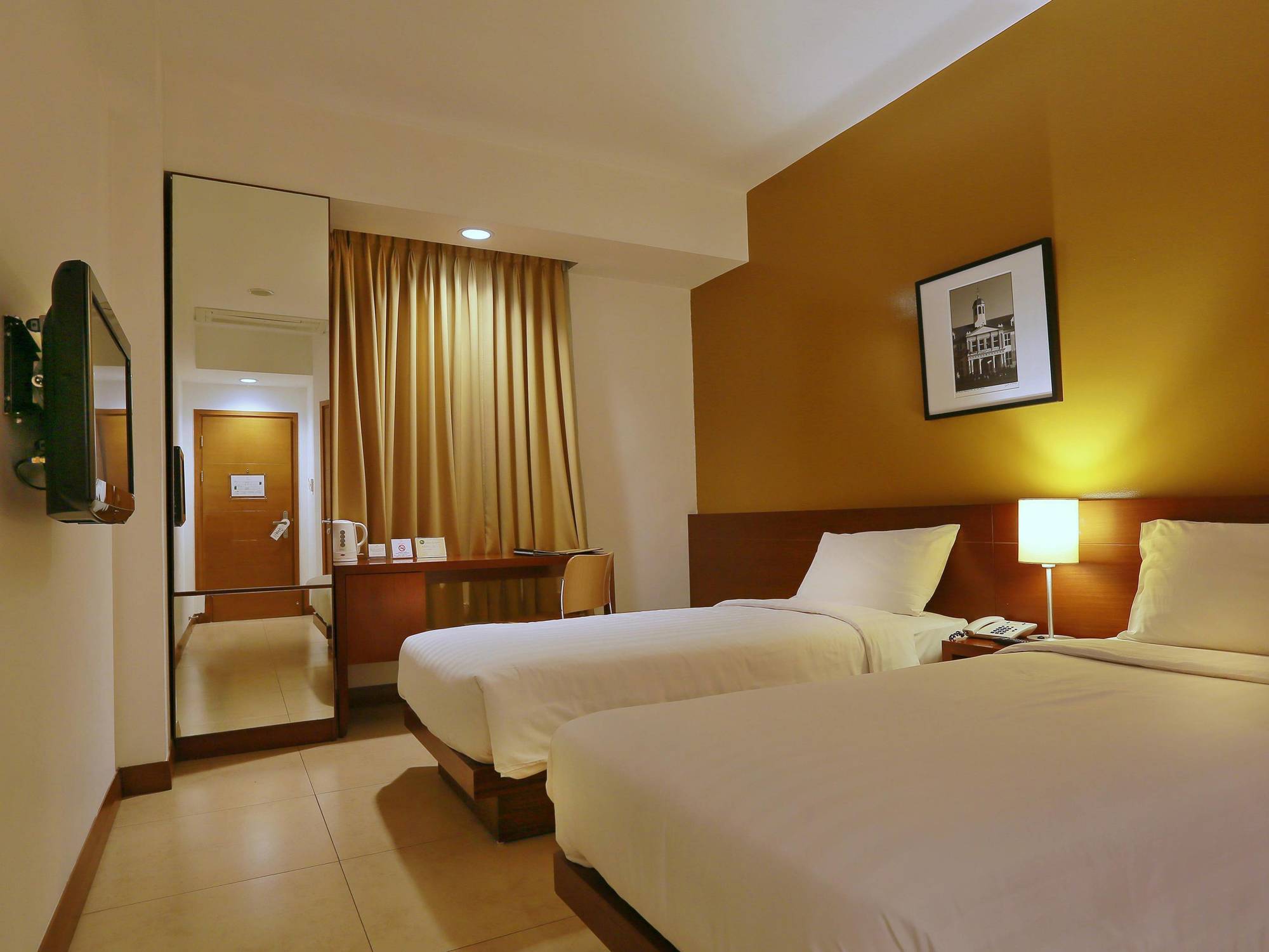 Park Hotel Cawang Cakarta Dış mekan fotoğraf