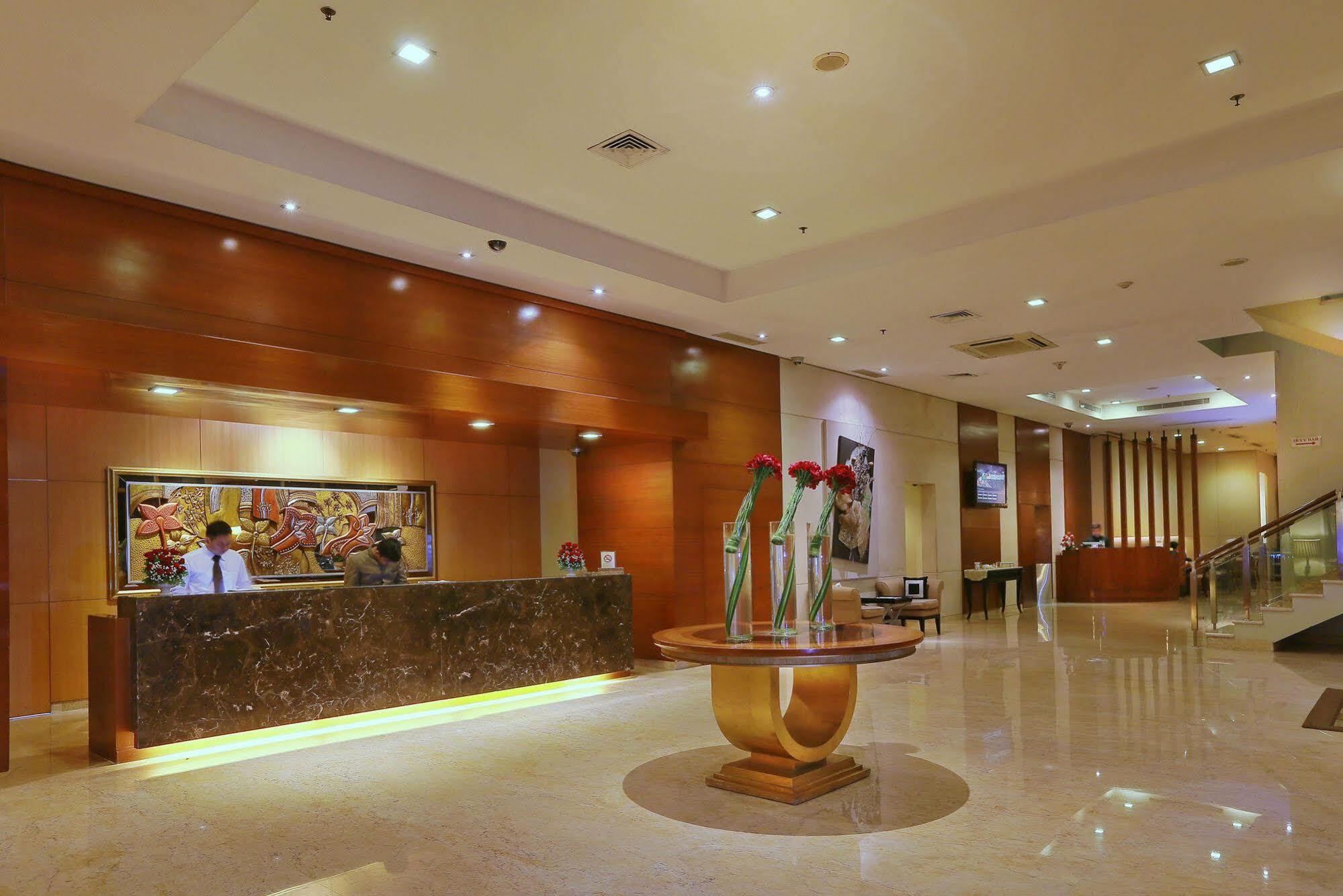 Park Hotel Cawang Cakarta Dış mekan fotoğraf