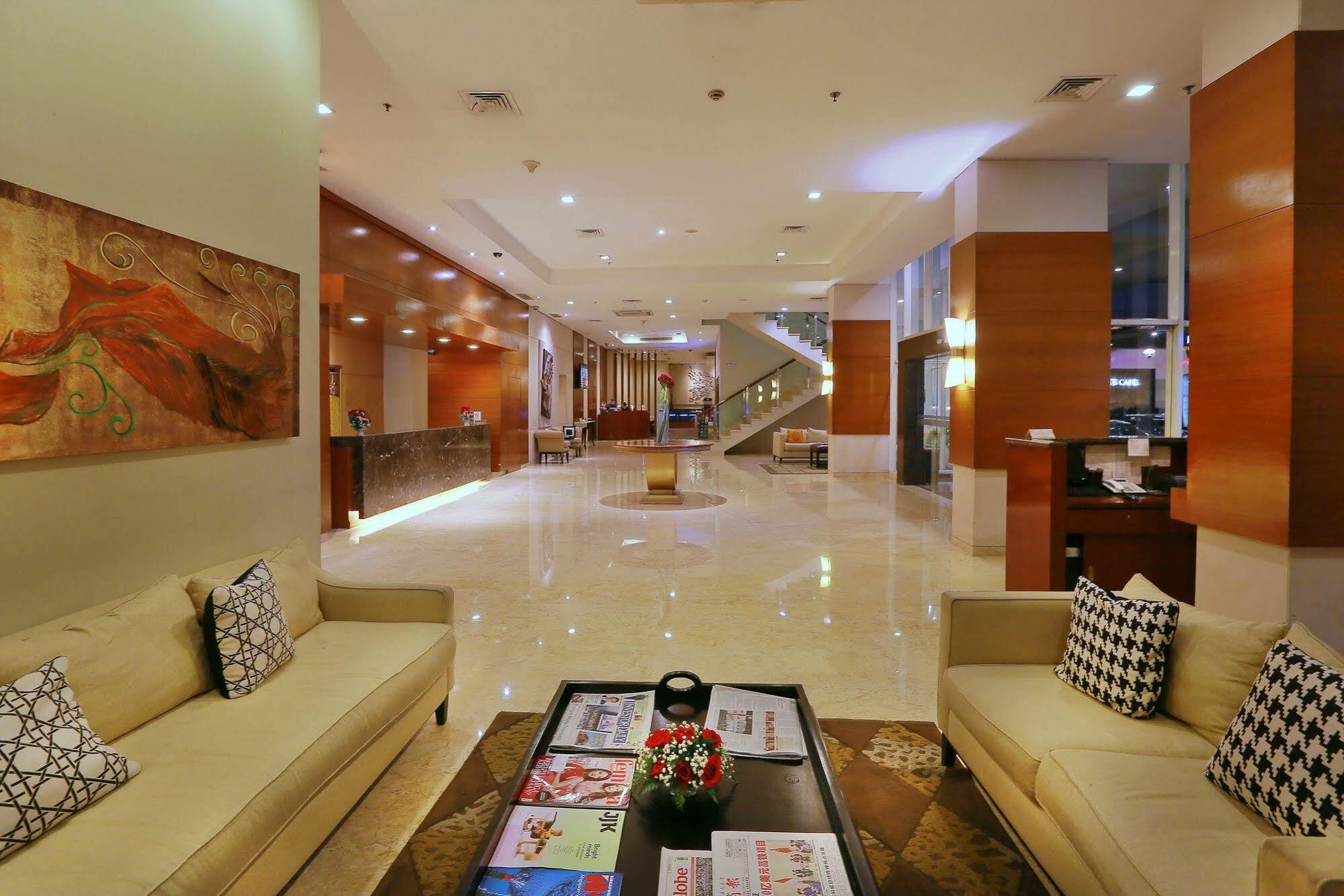Park Hotel Cawang Cakarta Dış mekan fotoğraf
